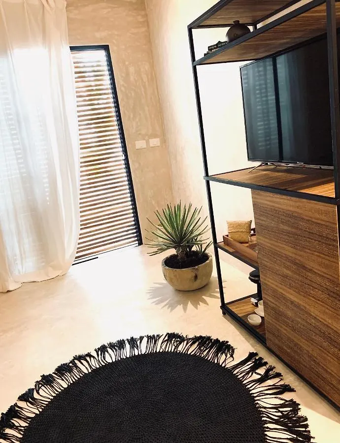 Apartments & Suites Madre Holbox Self-Check In México